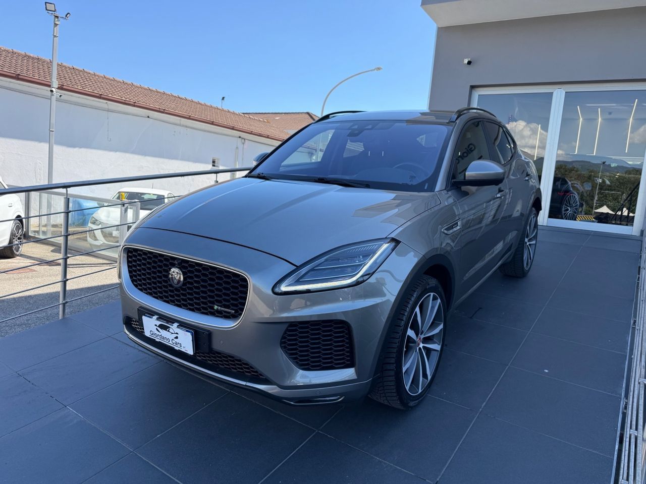 JAGUAR E-Pace
