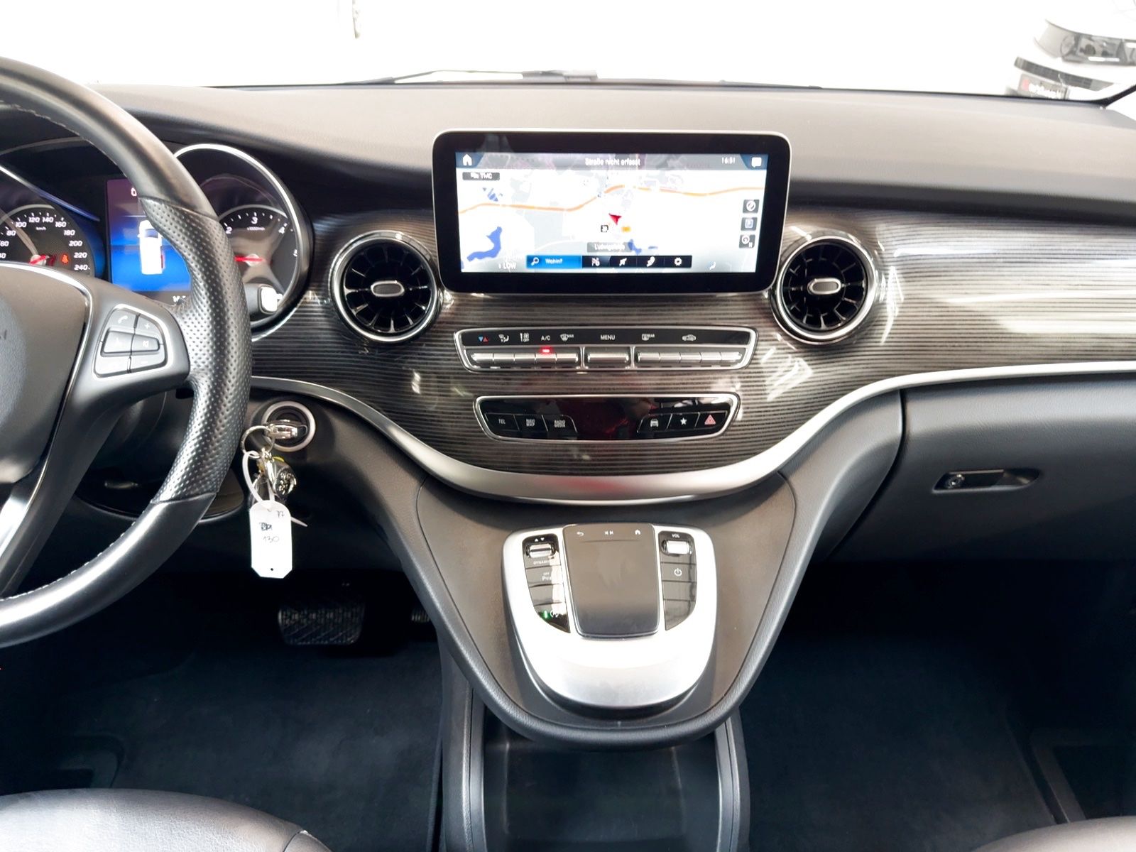 Mercedes-Benz V 220 d Avantgarde lang 360° LED Burmester foto 11