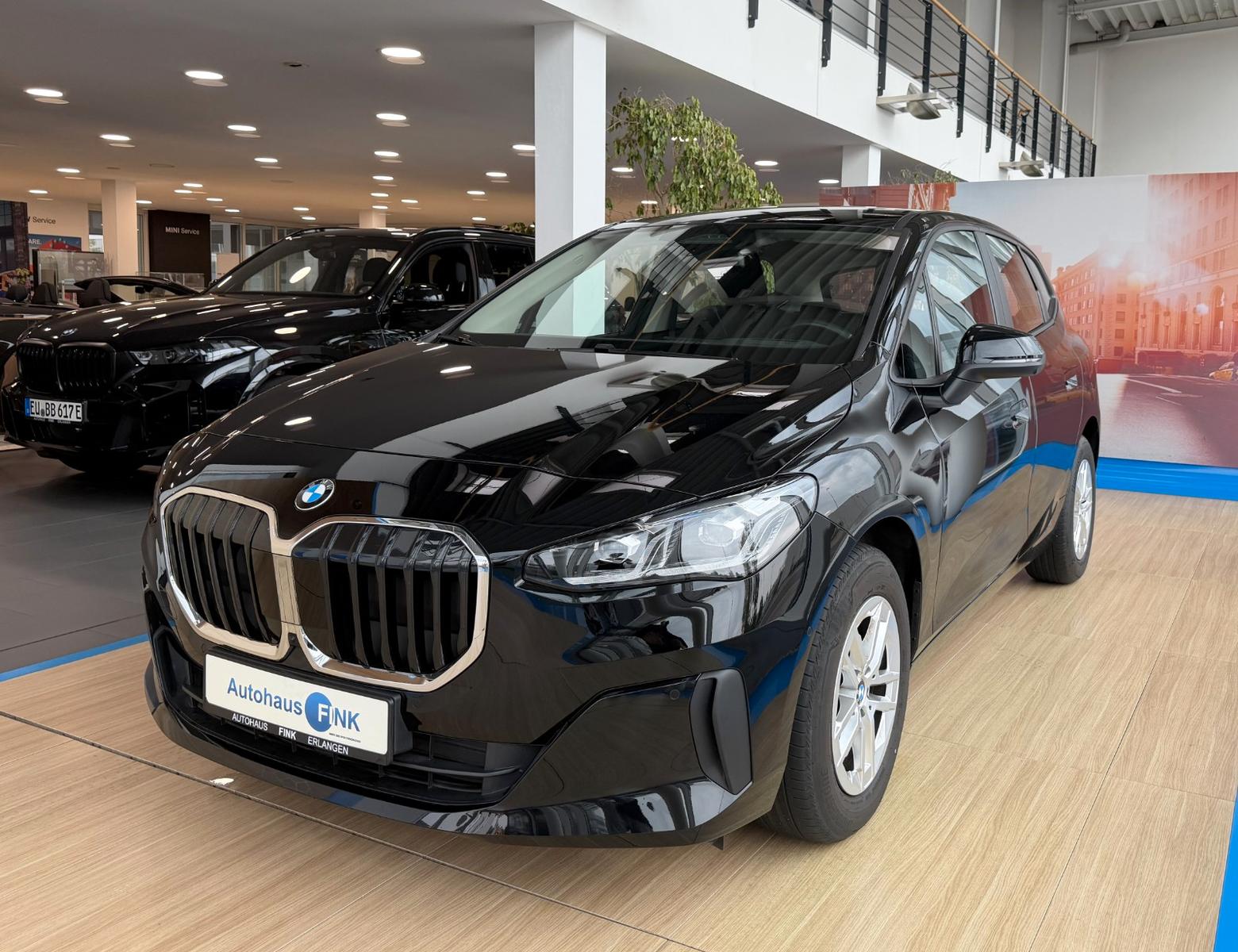 BMW 218i AT LC. Pro. Head-Up 360°Kamera Keyless LED