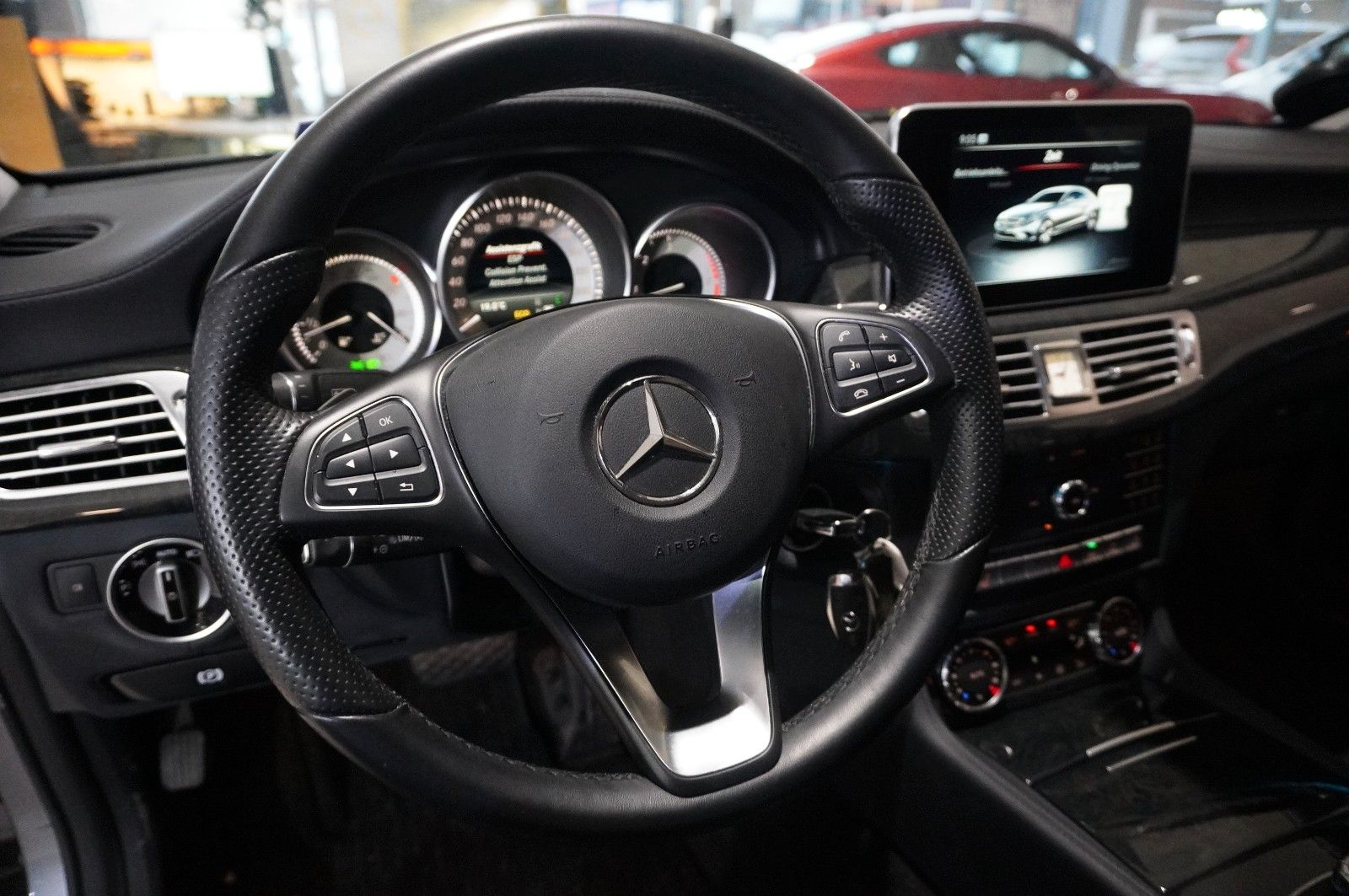 Fahrzeugabbildung Mercedes-Benz CLS 350 COUPE NAVI/AMG/KAMERA/MULTIBEAM/SH/TEMP.