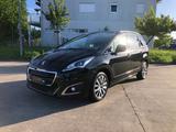 Peugeot 5008 Allure 7Sitz. Xenon Pano Navi Aut. - gebrauchte Peugeot 5008 aus dem Jahr 2015