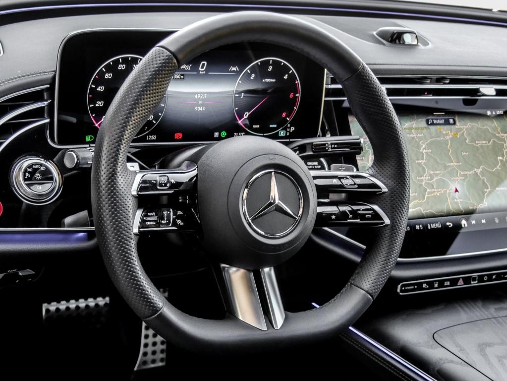 Mercedes-Benz E 220 d 4M AMG-Sport/Pano/Super/Burm/360/Night