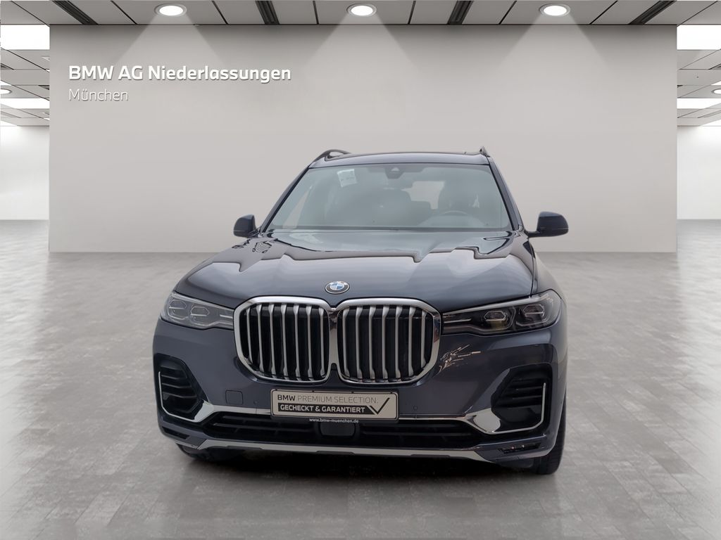 BMW X7 — fotografia 3