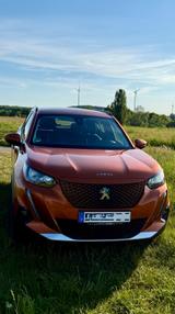 Peugeot 2008 Elektromotor 136 Allure Allure - Peugeot 2008 mit Elektro-Antrieb
