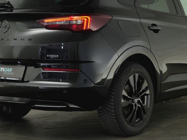 Grandland GS PHEV AT+ANHÄNGERKUPPLUNG+NAVI+RÜCKF