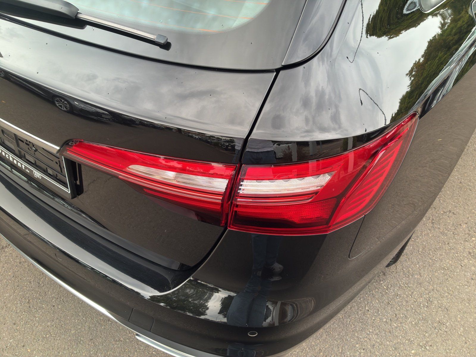 Fahrzeugabbildung Audi A4 Avant 35 2.0 TFSI advanced Kamera,Navi,SHZ,LM