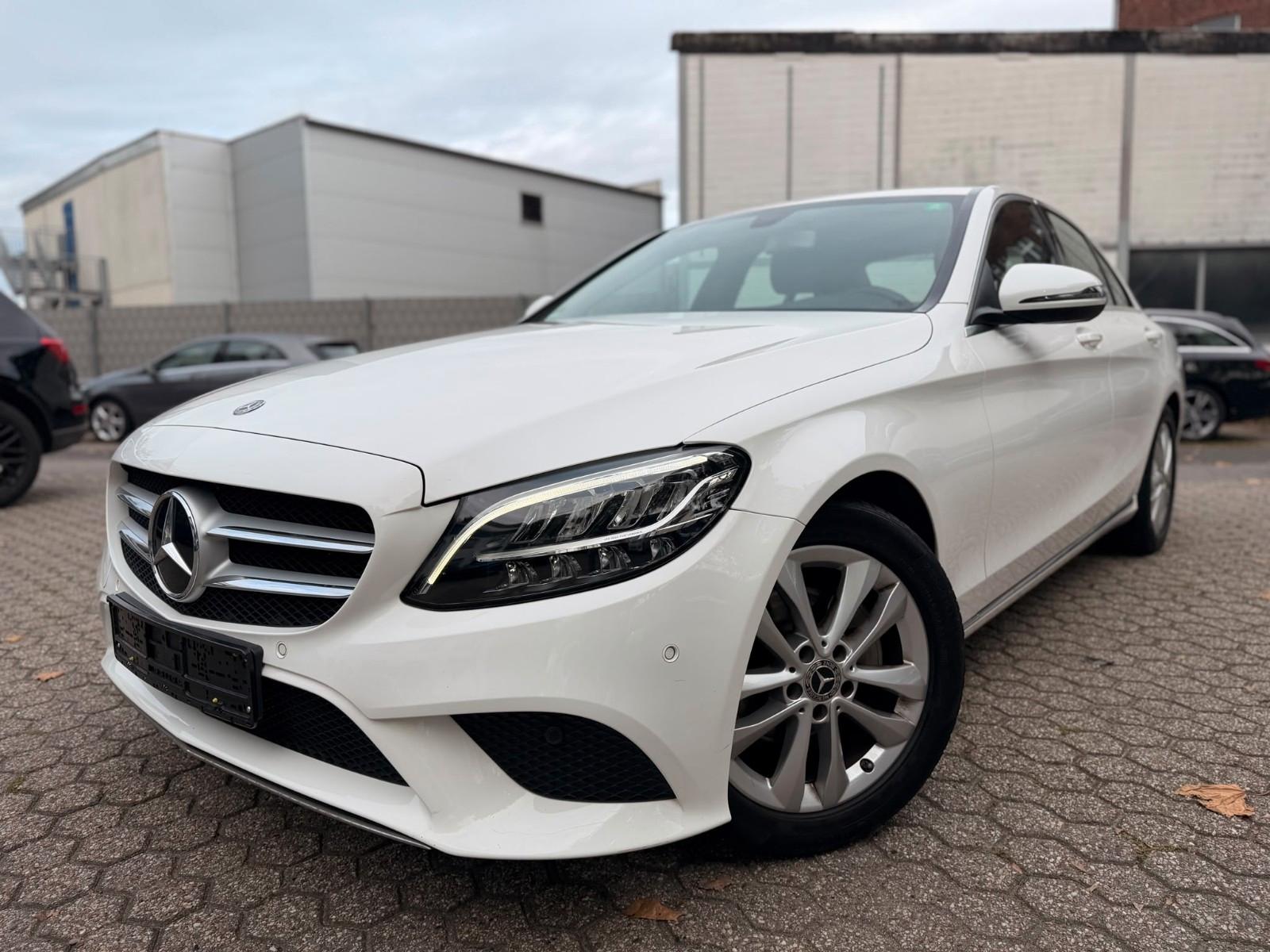 Mercedes-Benz C 180 CGI 9G Facelift AVANTGARDE Widescreen