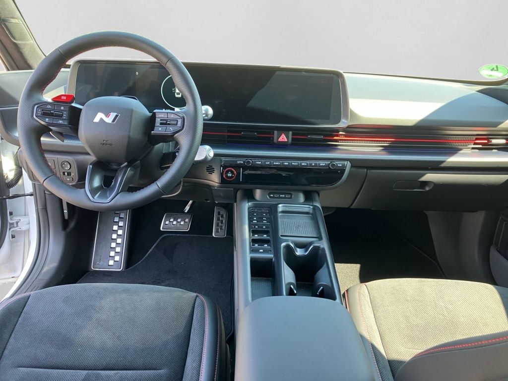 Hyundai IONIQ 6 – Bild 11
