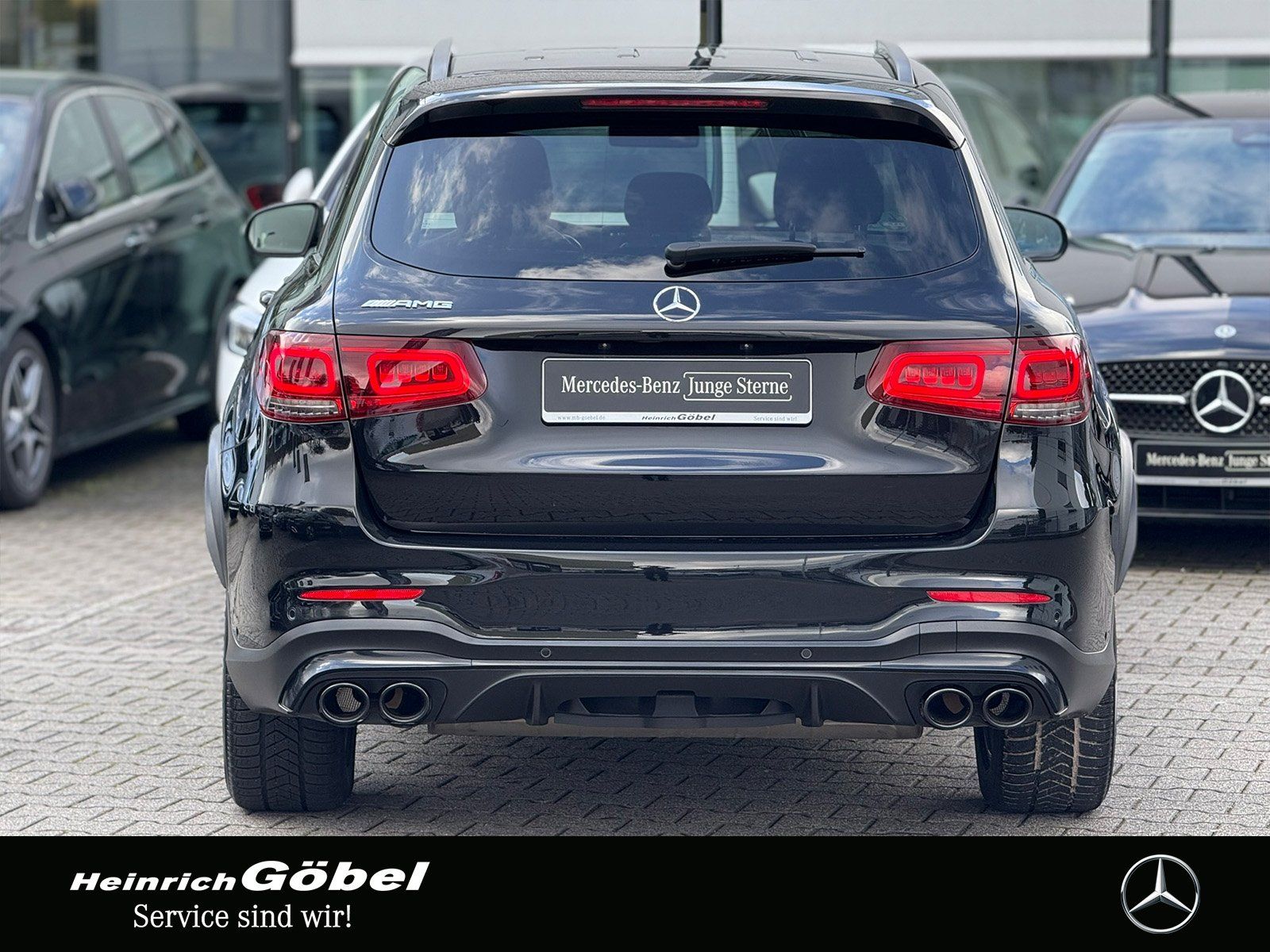 Fahrzeugabbildung Mercedes-Benz GLC 43 AMG*AHK*PANORAMA*AMBIENTE*NIGHTPAKET*