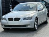 BMW 525i xDrive - BMW 525 aus 2010: Kombi