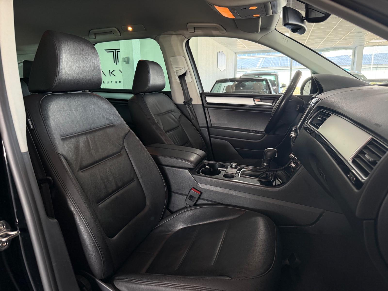 VOLKSWAGEN TOUAREG V6 TDI 3.0 204ch 4MOTION - CUIR - GPS RNS 850 - XÉNON - SIÈGES CHAUFFANTS - ATTELAGE 3,5T