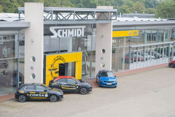 Fotografie des Opel Vivaro 2.0 BlueHDi 180 Lang S&S EAT8