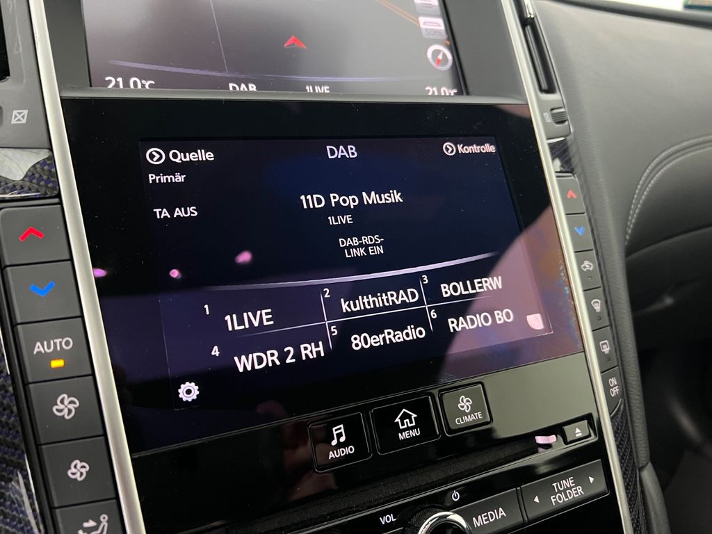 INFINITI Q60 2.0 TURBO/ 2.H/ VOLLAUSSTATTUNG/ CARBON INFINITI Q60 2.0 TURBO/ 2.H/ VOLLAUSSTATTUNG/ CARBON