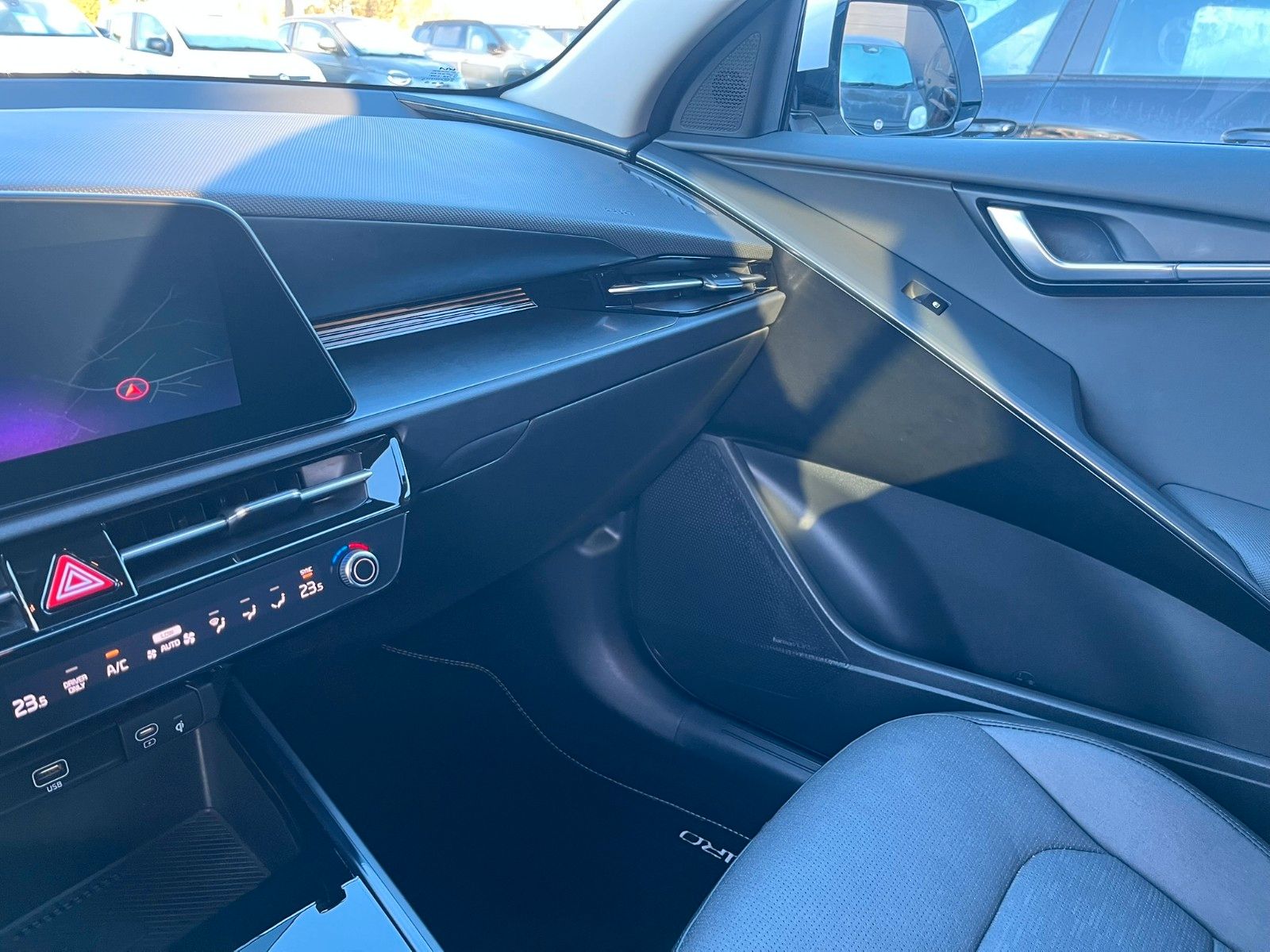 Fahrzeugabbildung Kia Niro Plug-in Hybrid Spirit AHK Komfort Technik