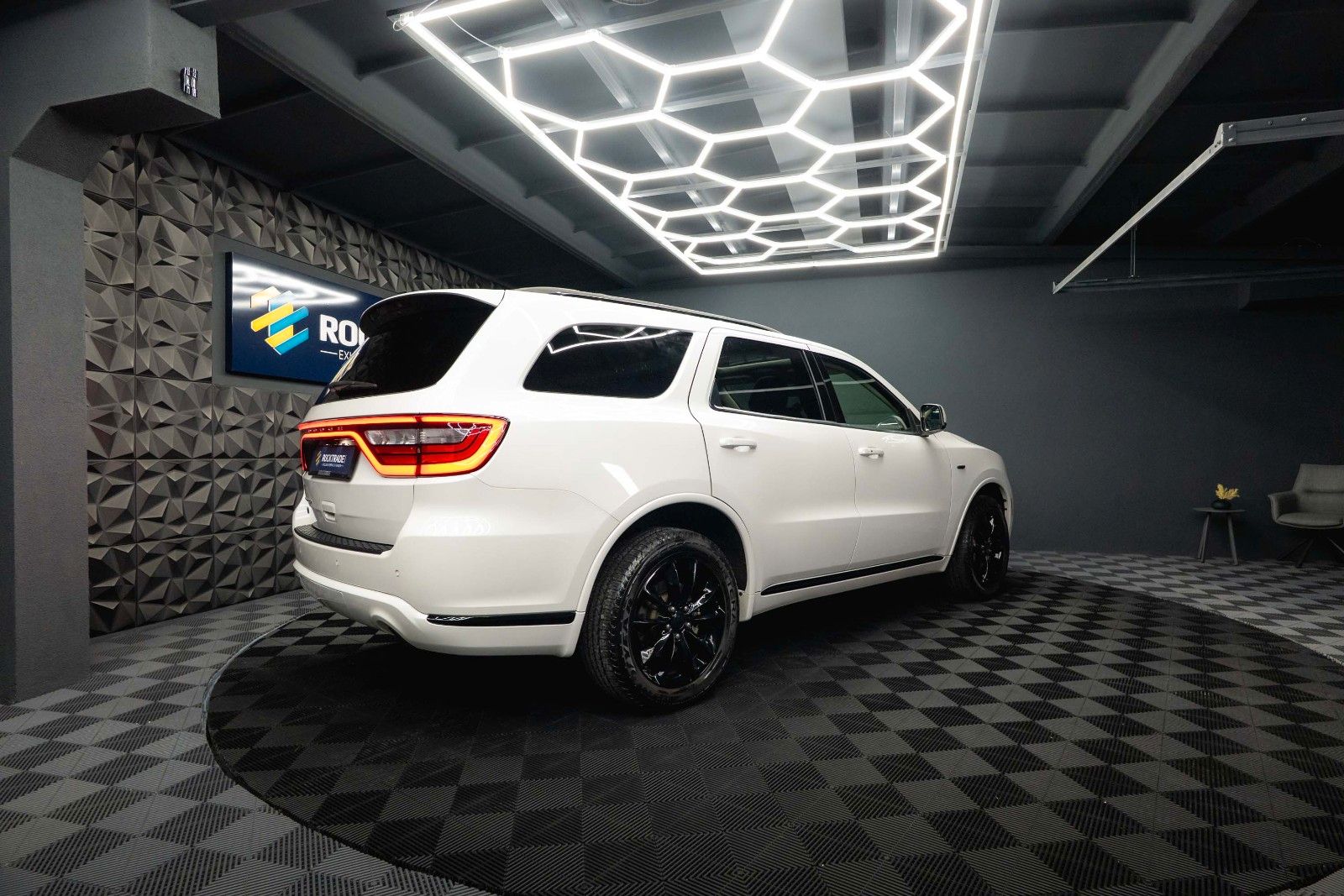 Fahrzeugabbildung Dodge Durango 3.6 V6 R/T 4x4 Night-Paket SRT Styling