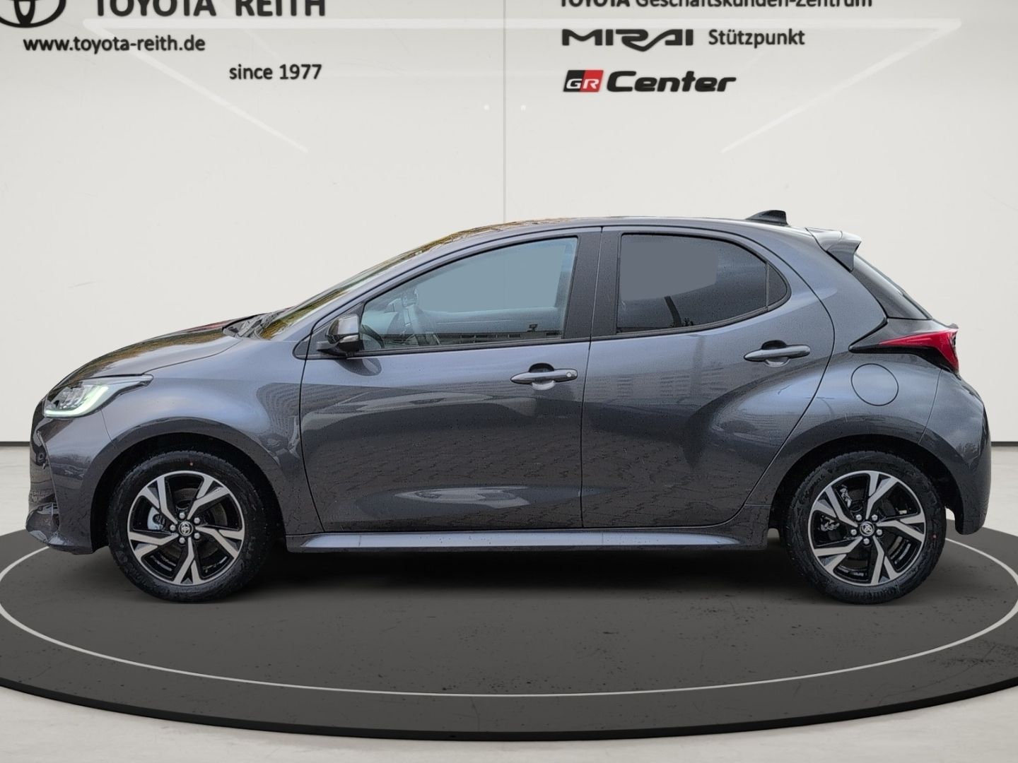 Toyota Yaris 5-Türer Teamplayer 1,5-l-VVT-iE Hybrid LED imagem 2