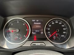 Fahrzeugabbildung Volkswagen Crafter Pritsche 35 DOKA lang NAVI*APP*6-Sitzer!