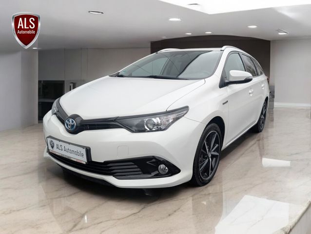 Toyota Auris Touring Sports Hybrid Team D"Scheckheft."