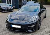 Porsche Panamera Turbo  - Porsche Panamera: Turbo