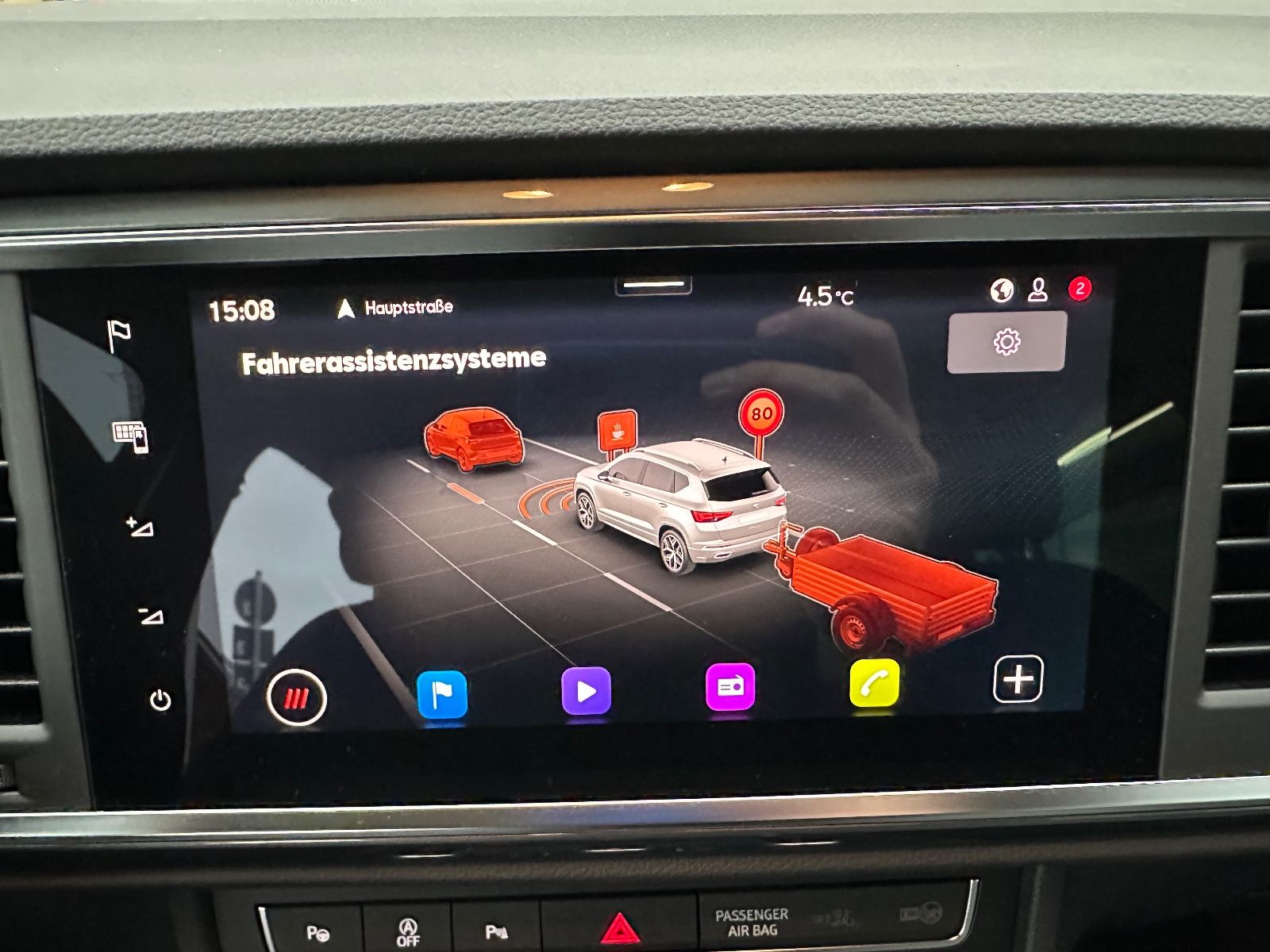 Fahrzeugabbildung SEAT Ateca 1.5 TSI Style DSG AHK/Navi/ACC/SHZG/LED