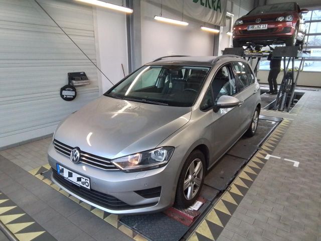 Volkswagen Golf Sportsvan VII 1.6 TDI PDC AHK SHZ MFL Tempo