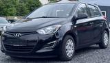 Hyundai i20 FIFA World Cup 4/5 Türer HU-Neu KLIMA 8-Fach - Hyundai i20: Schwarz