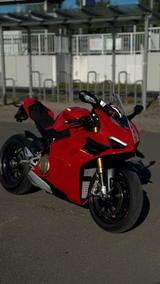Ducati Panigale V4S - Offers