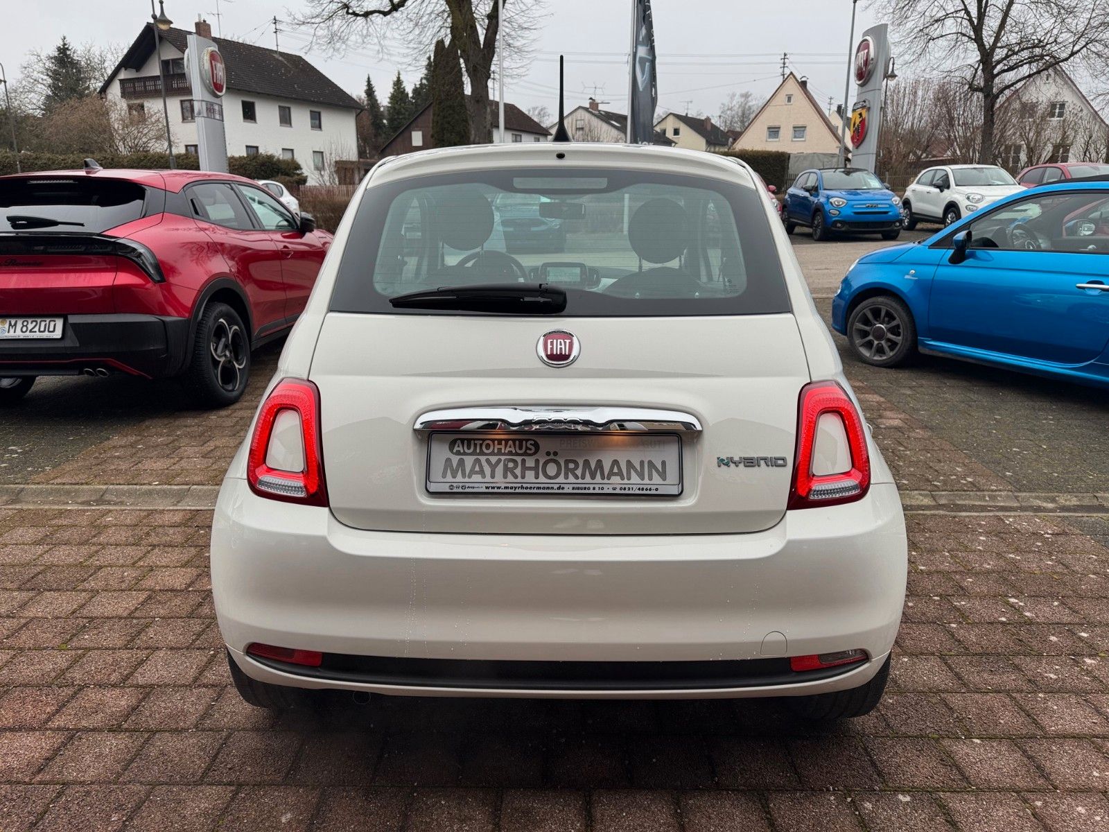 Fahrzeugabbildung Fiat FIAT 500 HATCHBACK NAVI KLIMAAUT.