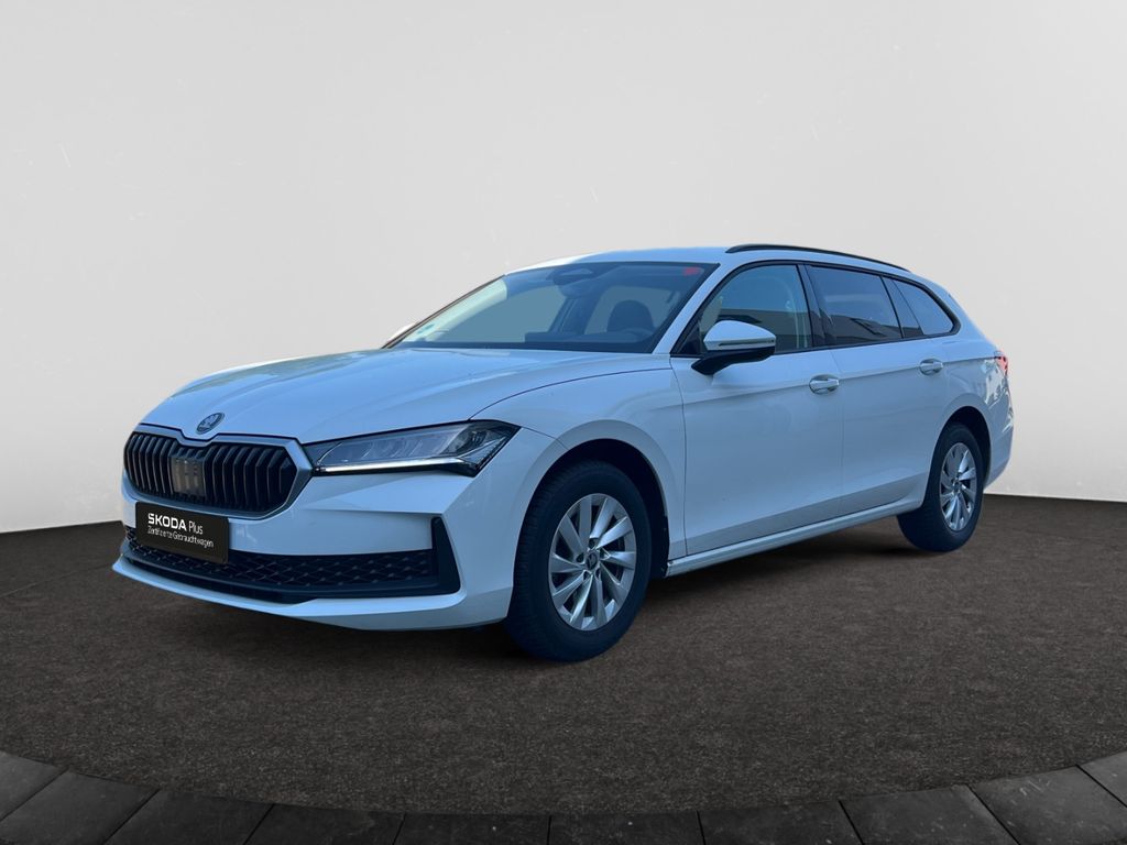 Superb Combi 2.0 TDI Essence AHKschwenkbar LED A
