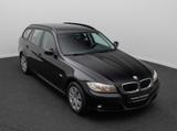 BMW 318d GeschwindigReg KlimaAut PDC AHK Nebelschein - BMW 318 aus 2011: 318d