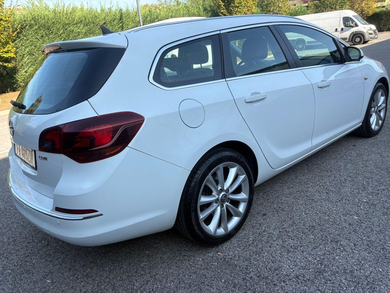 Opel Astra 2015 — photo 5