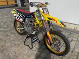 Suzuki RMZ 450 - SUZUKI RMZ 450