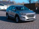 Hyundai Tucson Advantage 4WD 1HAND TÜV NEU NAVI AHK PDC - Hyundai Gebrauchtwagen von 2016