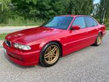 BMW 740i M-Sport Imola Red  - BMW 740 aus 2000: 740i