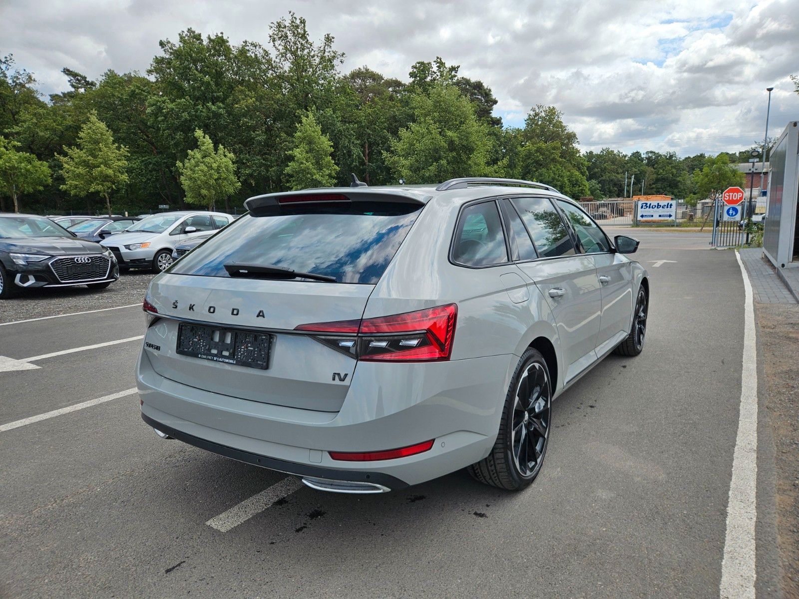Skoda Superb Combi Sportline iV imagem 3