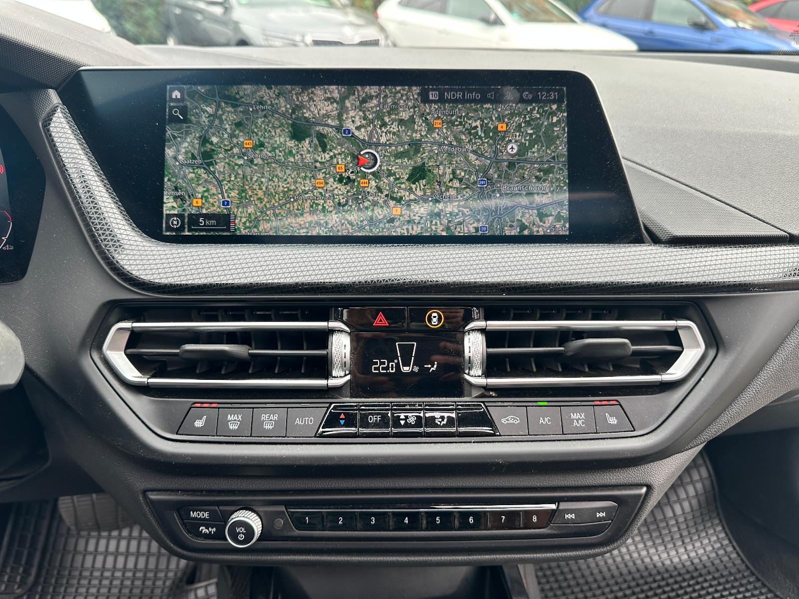 BMW 216 Gran Coupé PANO,NAVI,LED,Live Cockpit