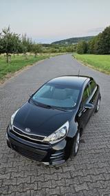 Kia Rio 1.4 UEFA EURO 2016 UEFA EURO 2016 - Kia Rio UEFA-EURO-2016
