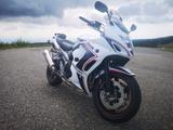 Suzuki GSX-1250 fa - SUZUKI GSX 1250 F