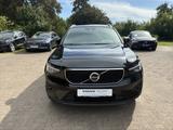 Volvo XC40 T2 Core  Anhängerzug - gebrauchte Volvo XC40 aus dem Jahr 2023