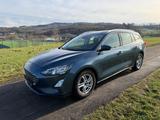 Ford Focus Turnier Cool & Connect Winterpaket LED - Ford mit Diesel-Antrieb: Kombi