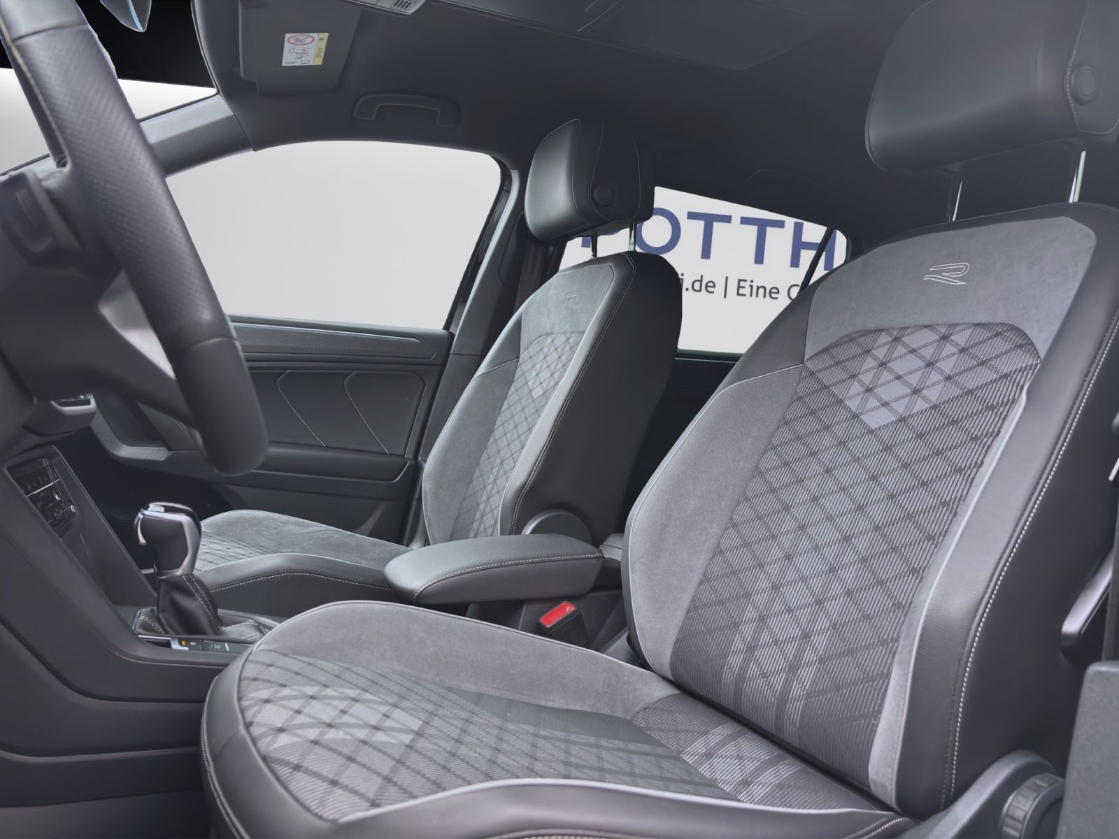 Volkswagen Tiguan Allspace - Bild 10