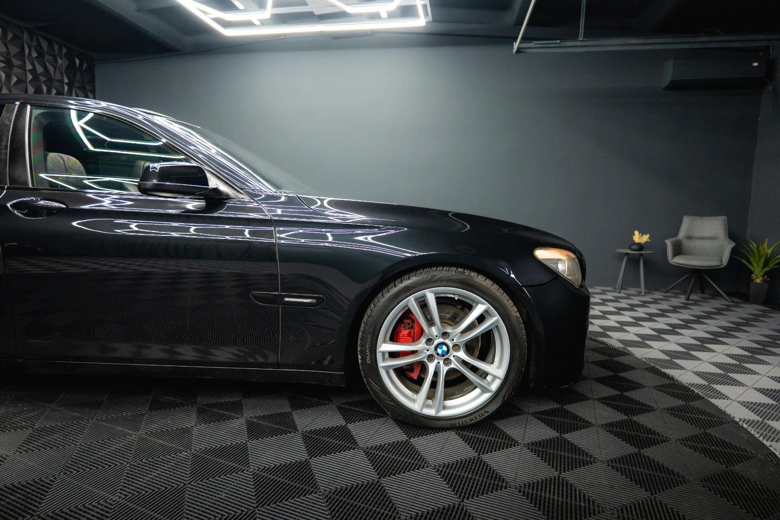 Fahrzeugabbildung BMW 740d M-Sport Black Edition *FULL Options*LESEN!*