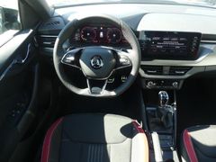 Fahrzeugabbildung Skoda Kamiq 1.0 TSI DSG MONTE CARLO *LED*NAV*FSH*BT*