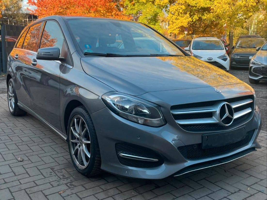 Mercedes-Benz B 180 B B 180*NAVI*PDC*BLTH*STHZ*ABS*