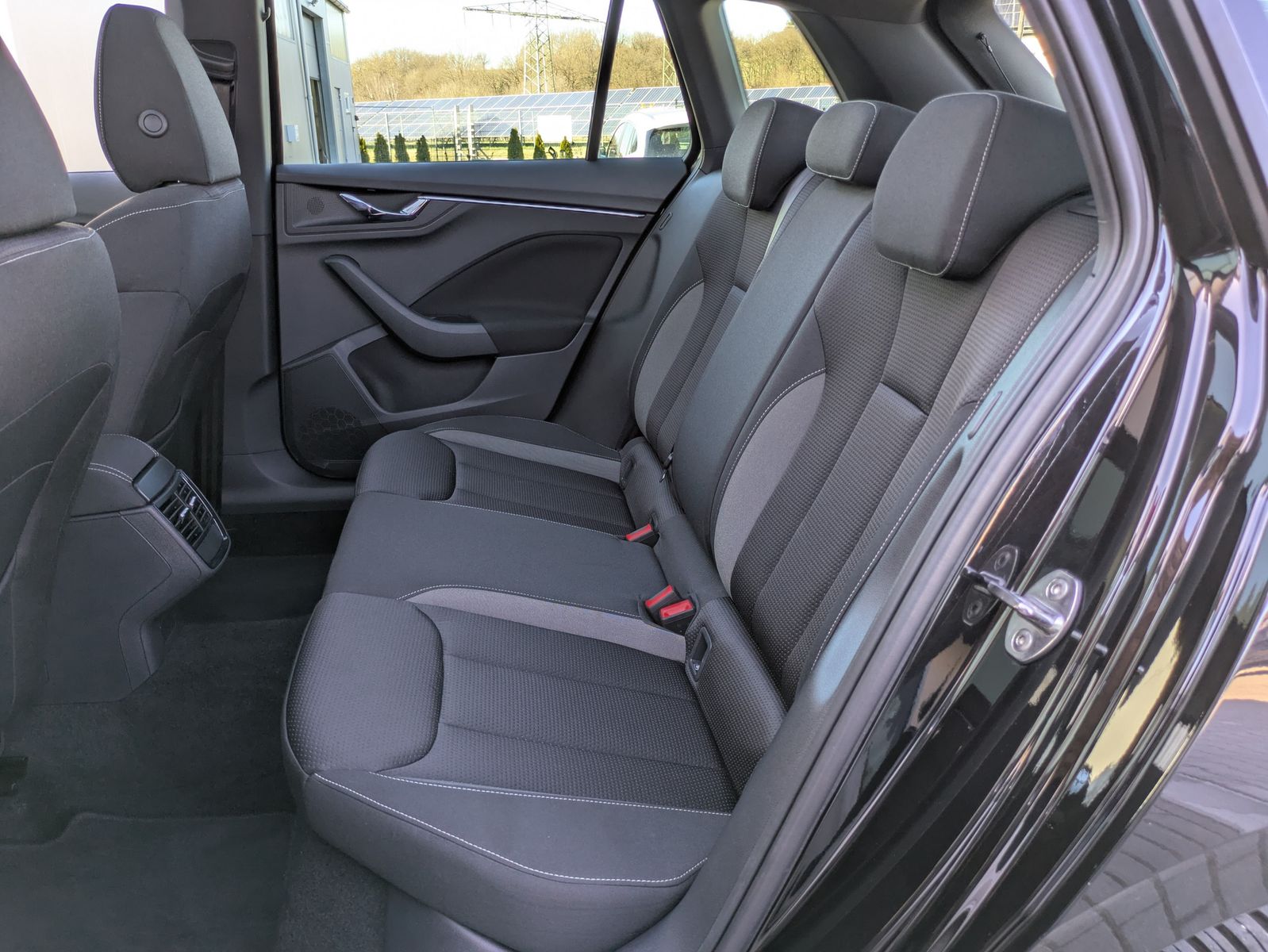 Fahrzeugabbildung SKODA Kamiq 1.0 TSI Tour DSG LED*PANO*SMART LINK*CAM