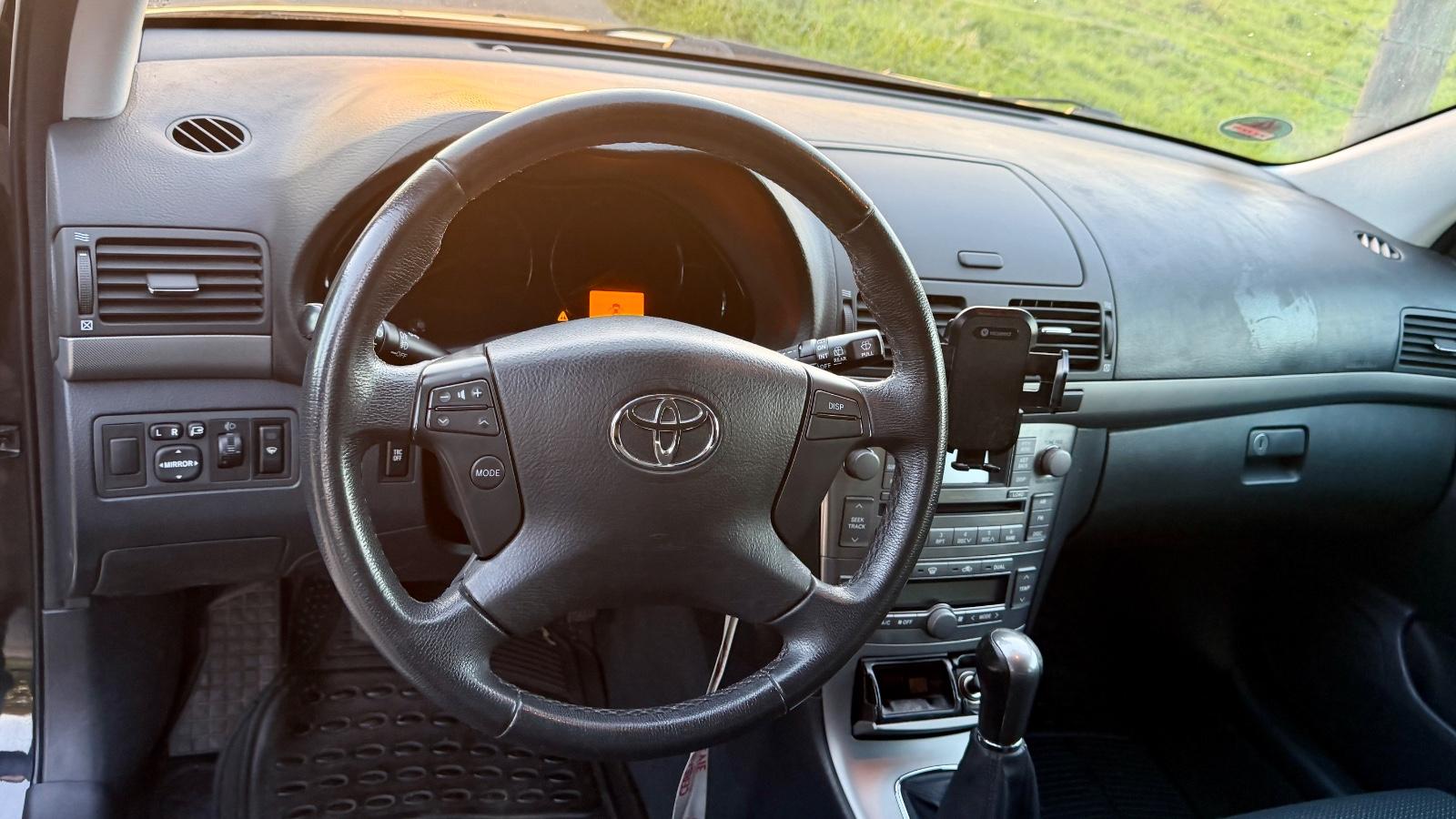 Toyota Avensis 2008 — photo 8