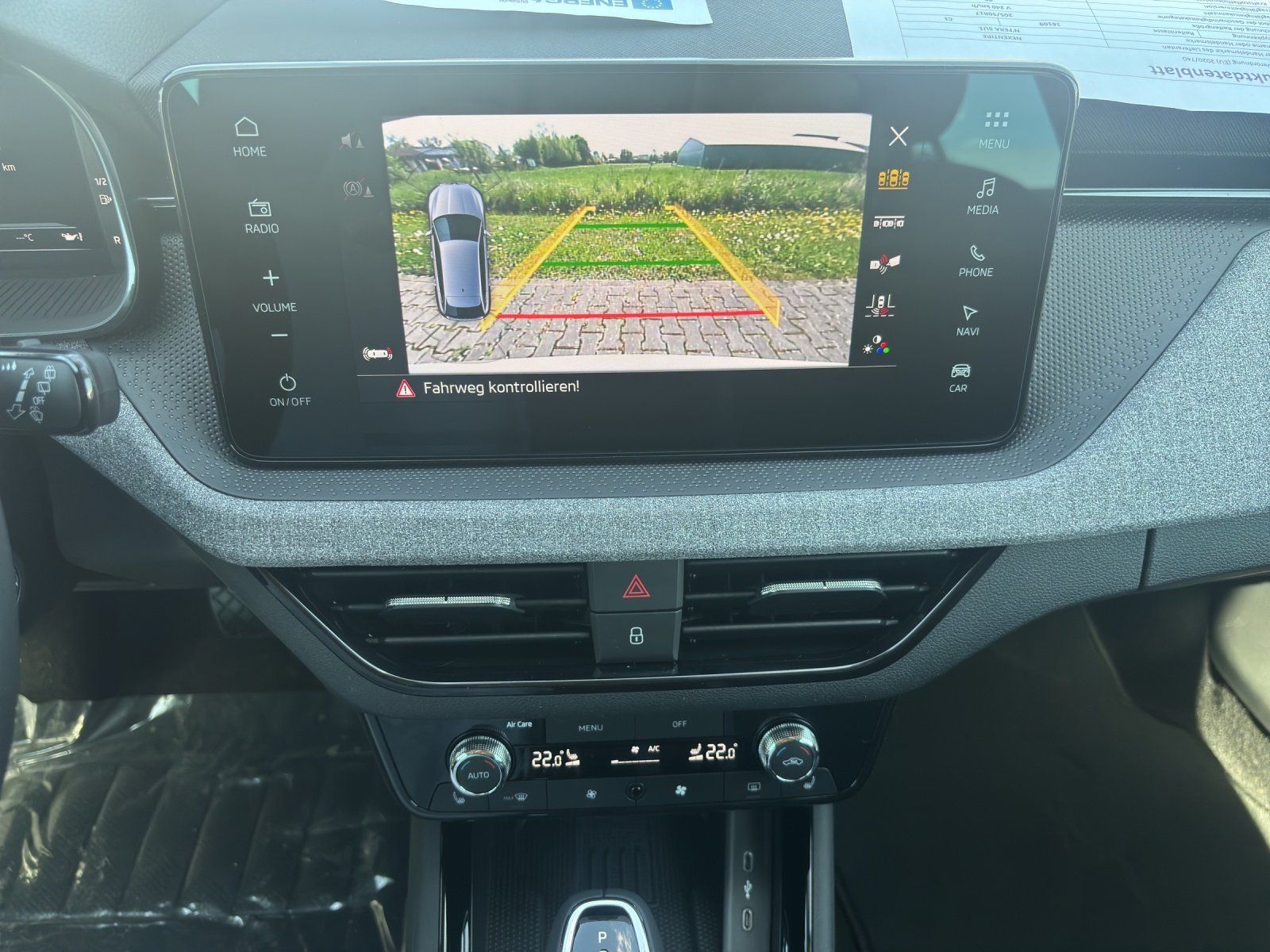 Fahrzeugabbildung SKODA Scala Tour 1,0 TSI 85 kW DSG