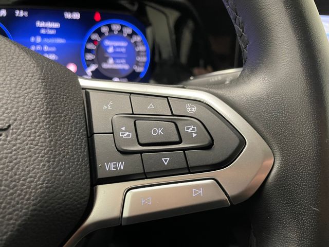 Golf VIII Life 2.0 TDI DSG NAVI MATRIX-LED RFK