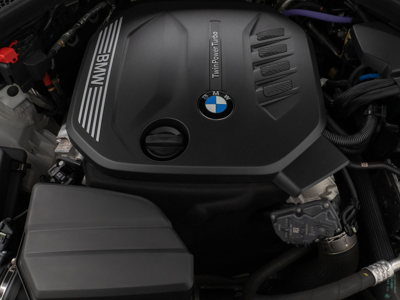 Fahrzeugabbildung BMW 320d  xD M Sport Kamera HUD DAB H/K Alarm 19Zoll