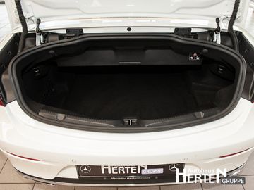 Mercedes E 220 - 12